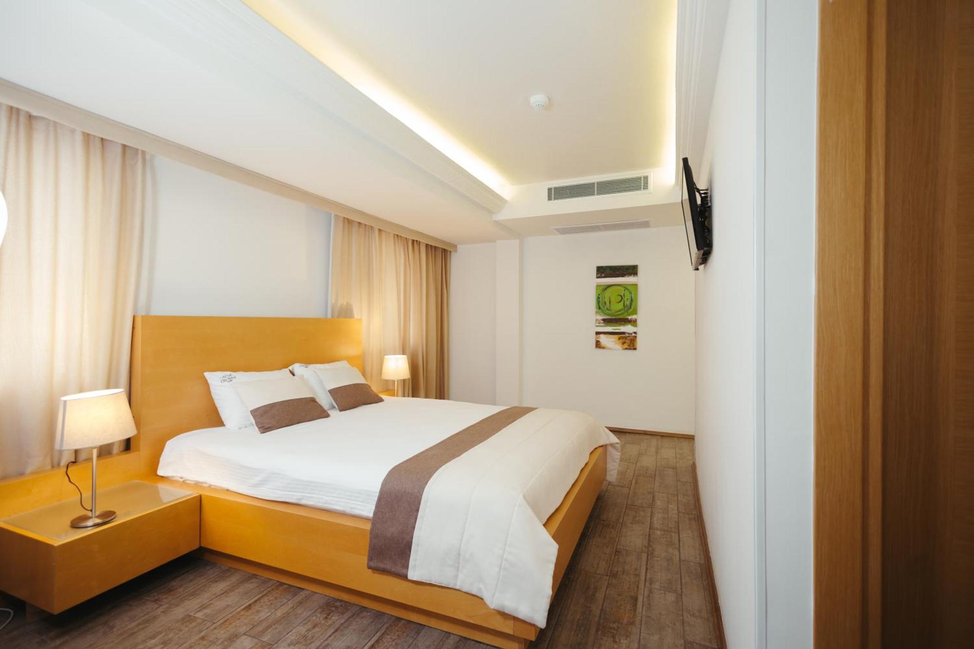 Mb City Hotel Izmir Bagian luar foto