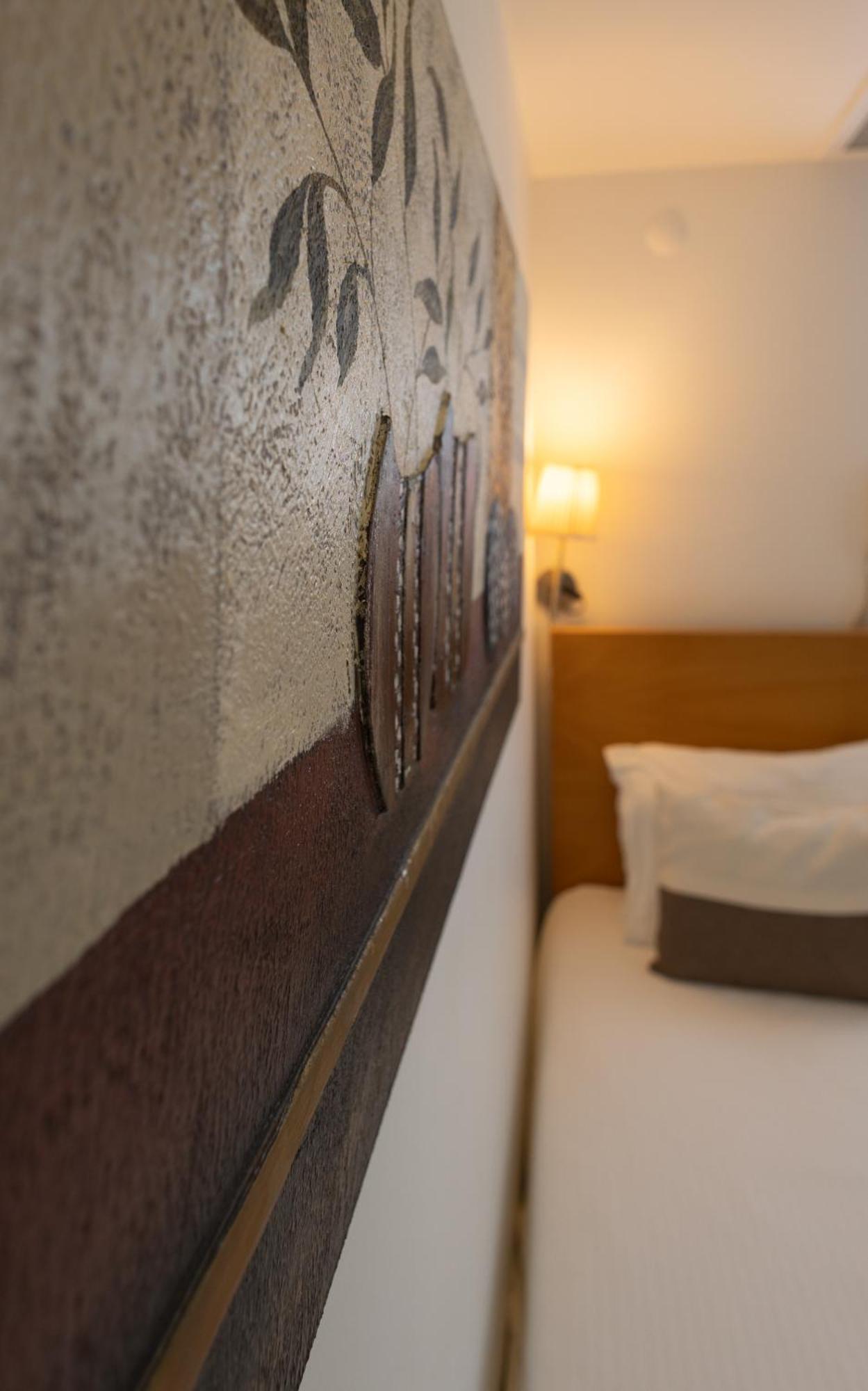 Mb City Hotel Izmir Bagian luar foto