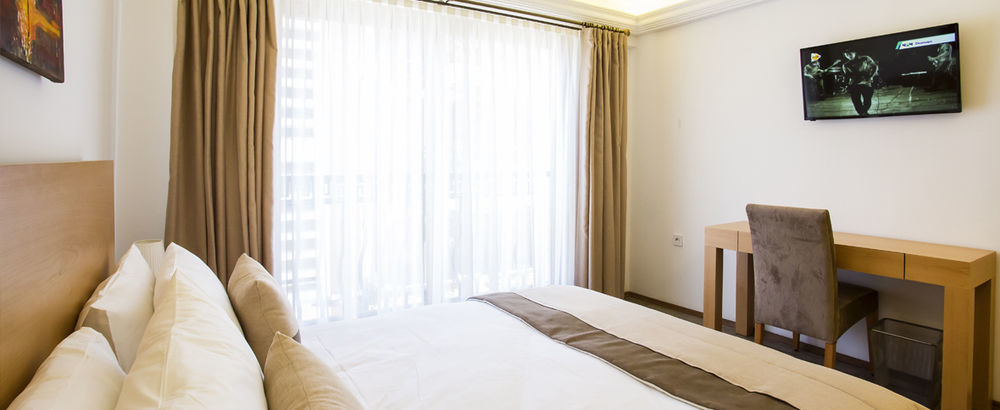 Mb City Hotel Izmir Bagian luar foto